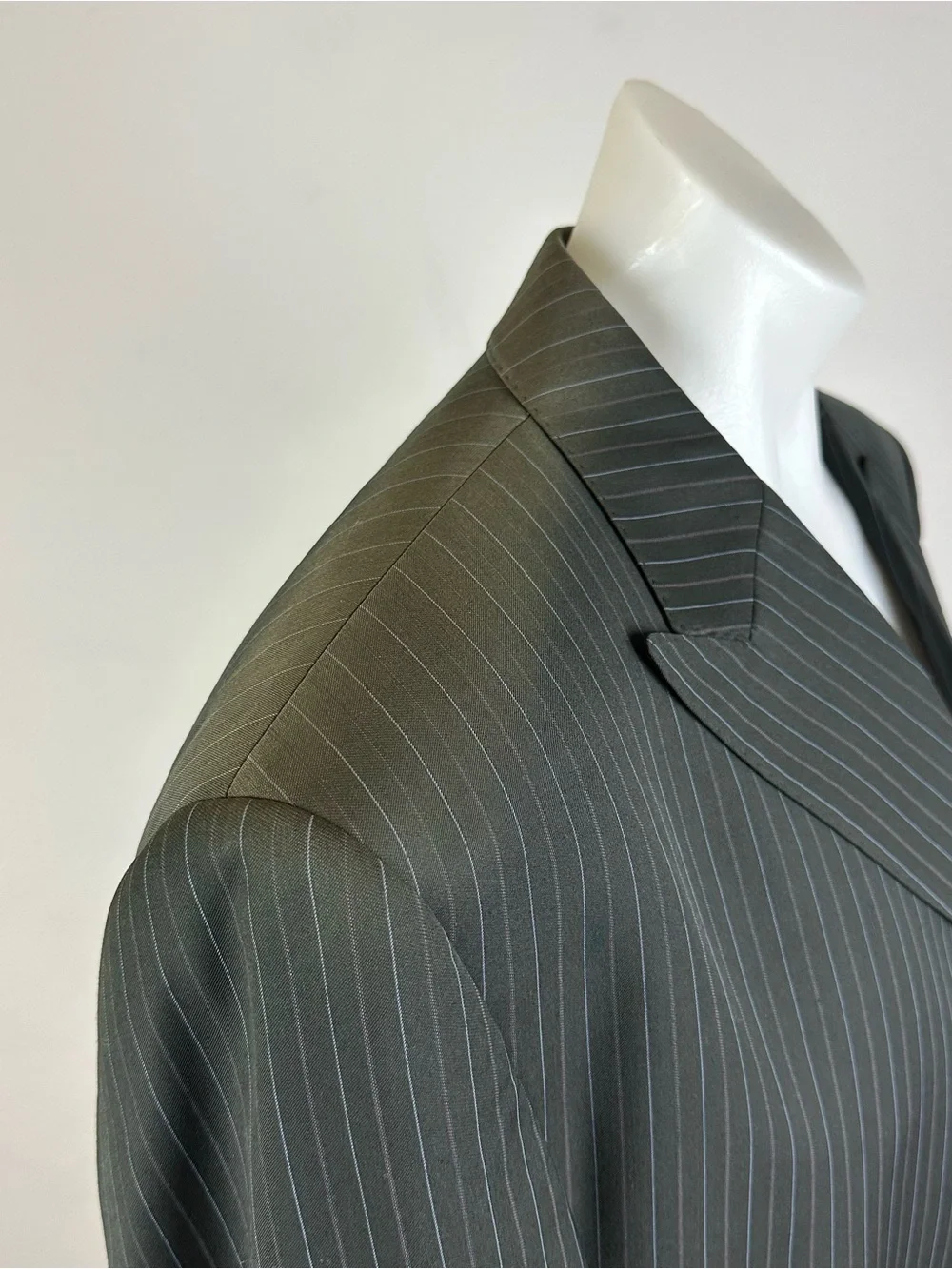 NWT FUBU The Collection Gold Liner Men's Pinstripe Blazer Single-Breasted Jacket